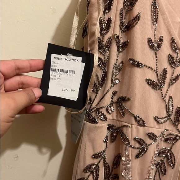 NWT Marina Beaded V-Neck Gown -Blush - Picture 3 of 6